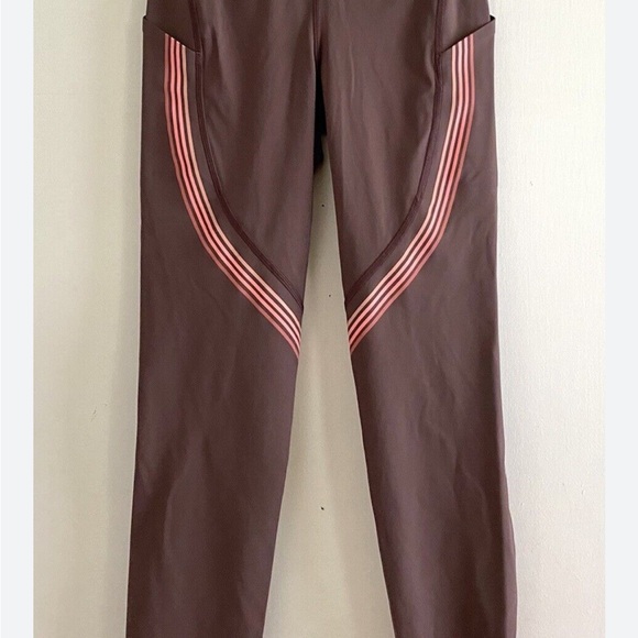 Lululemon - Picture 5 of 5